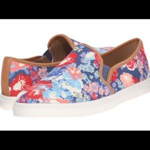 Splendid Seaside Blue Floral Canvas Shoes